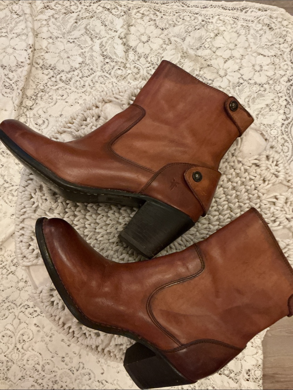 Frye Jackie Leather Ankle Boots 8B Cognac Brown Button Strap Western Block Heel - Picture 5 of 16